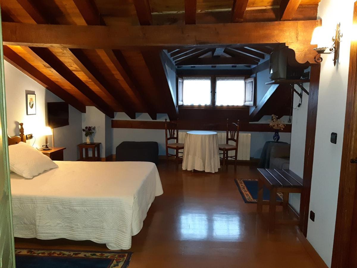 La Posada De Vinon - Casa Reda Екстериор снимка
